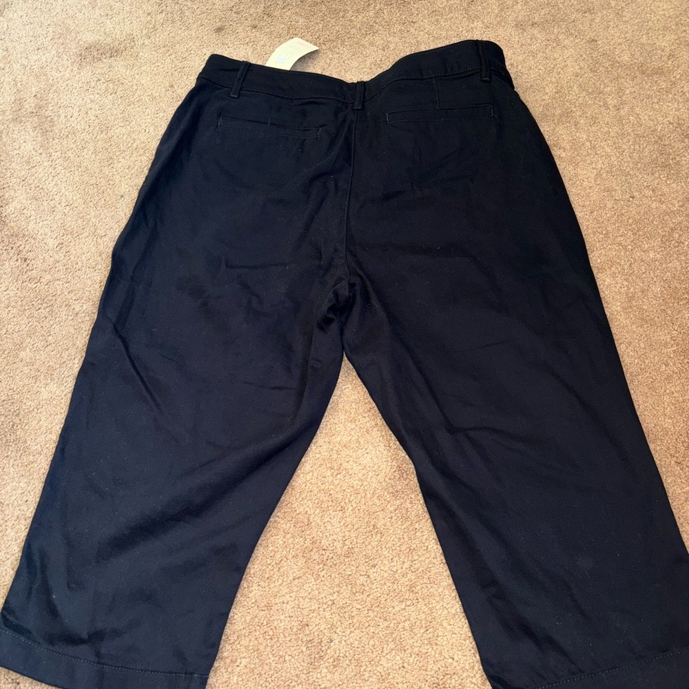 St. John’s Bay Black Mid Rise Cotton Tummy Control Capri Pants Size 16 - Picture 3 of 11